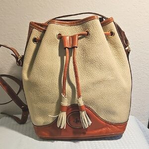 Hunt Club Leather Bucket Bag